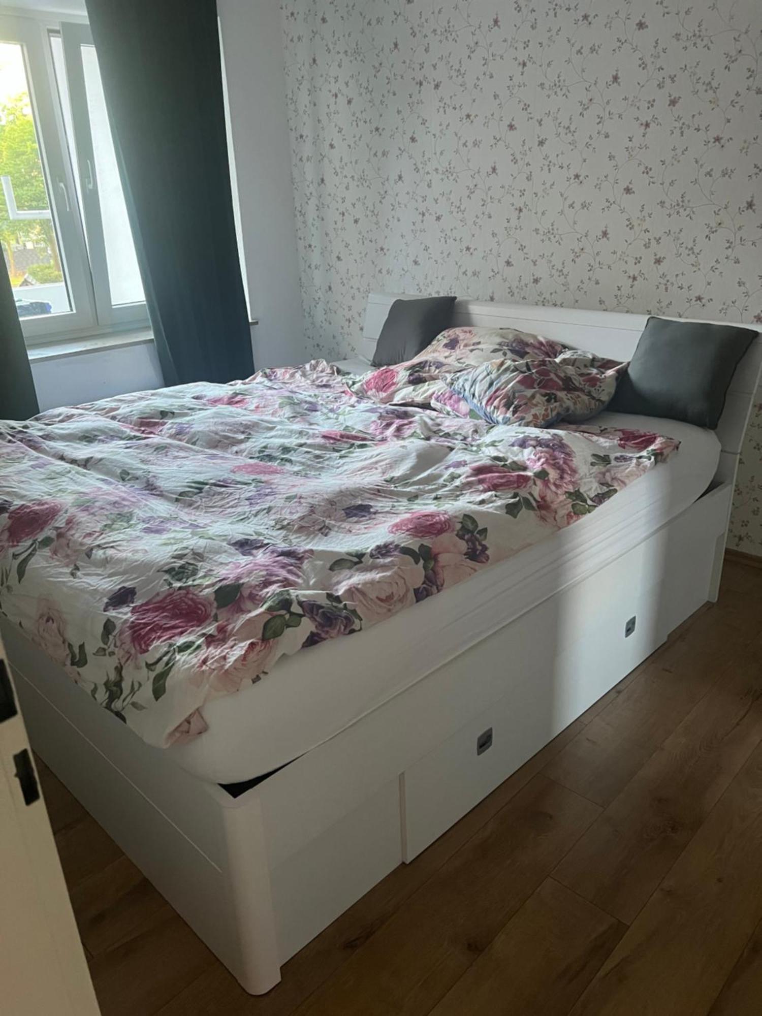 Apache Apartment